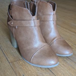 LC Lauren Conrad Heeled Booties
